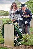 Oorlogsbegraafplaatsen Holten en Groesbeek 